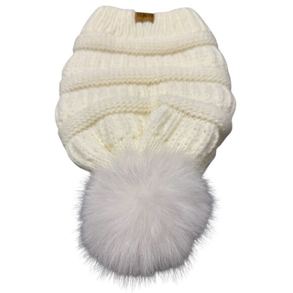 Redess Creamy white (ivory) Knit Beanie Hat with Faux Fur Pom – Soft & Cozy - Picture 12 of 15